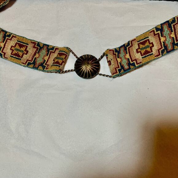 VINTAGE 20'S-40'S NEEDLEPOINT PETITPOINT BELT W/BRASS CLASP GREAT COLORS! 30" - Picture 7 of 10